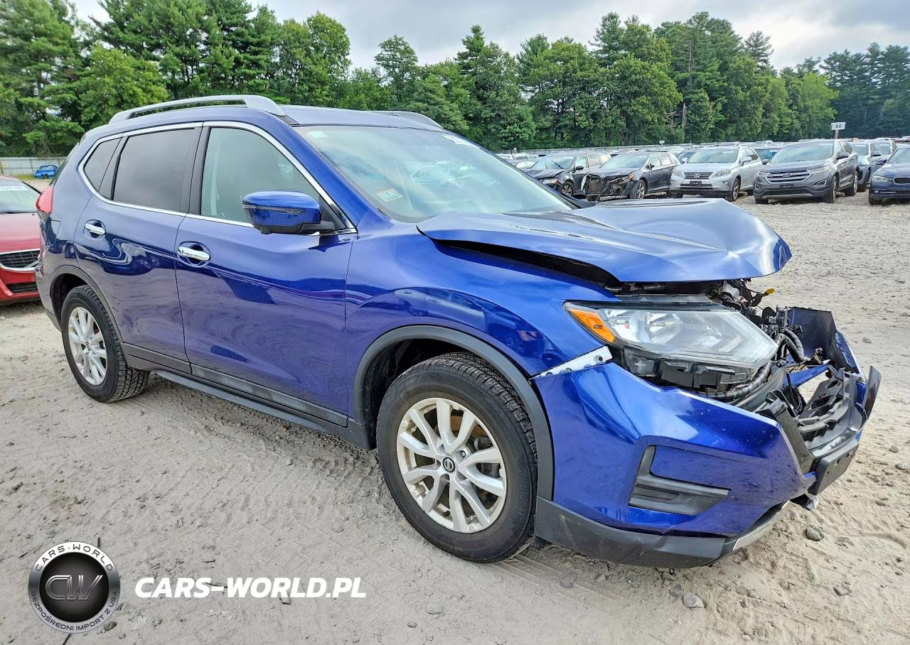 2017 Nissan Rogue Sv VIN:5N1AT2MT6HC848269 - 4