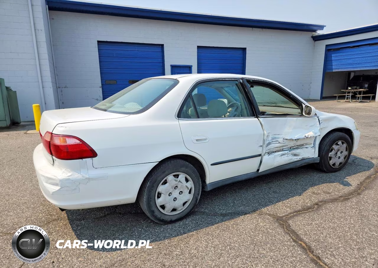 1998 Honda Accord Lx VIN:1HGCG5545WA057817 - 3
