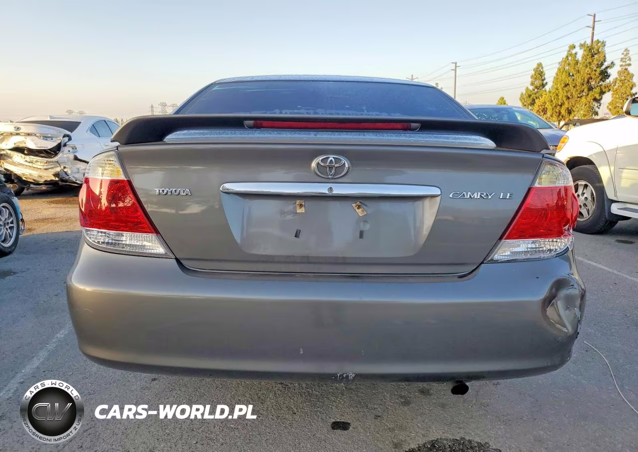 2005 Toyota Camry Le VIN:4T1BE32K05U511794 - 6