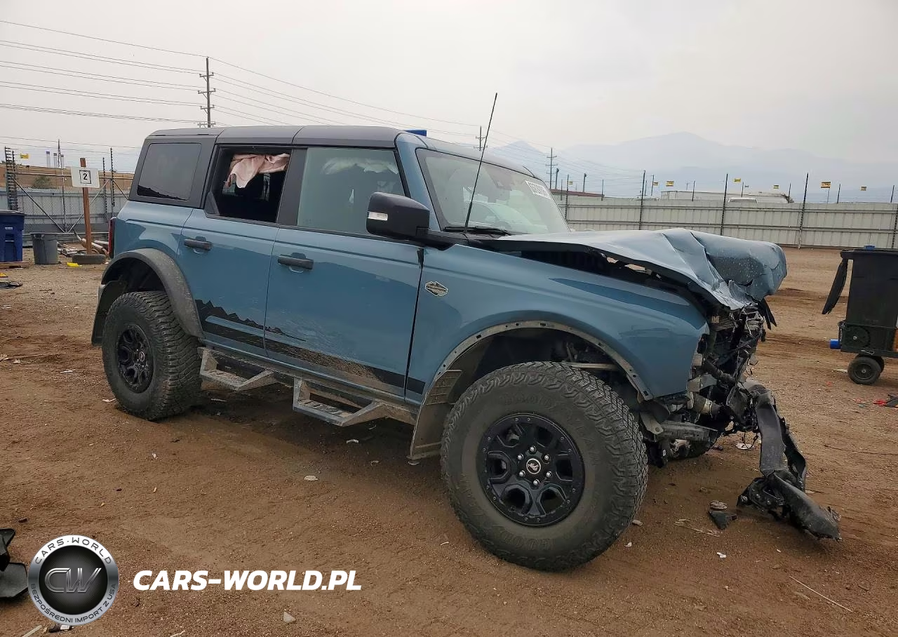 2023 Ford Bronco Base VIN:1FMEE5DP5PLB45986 - 4