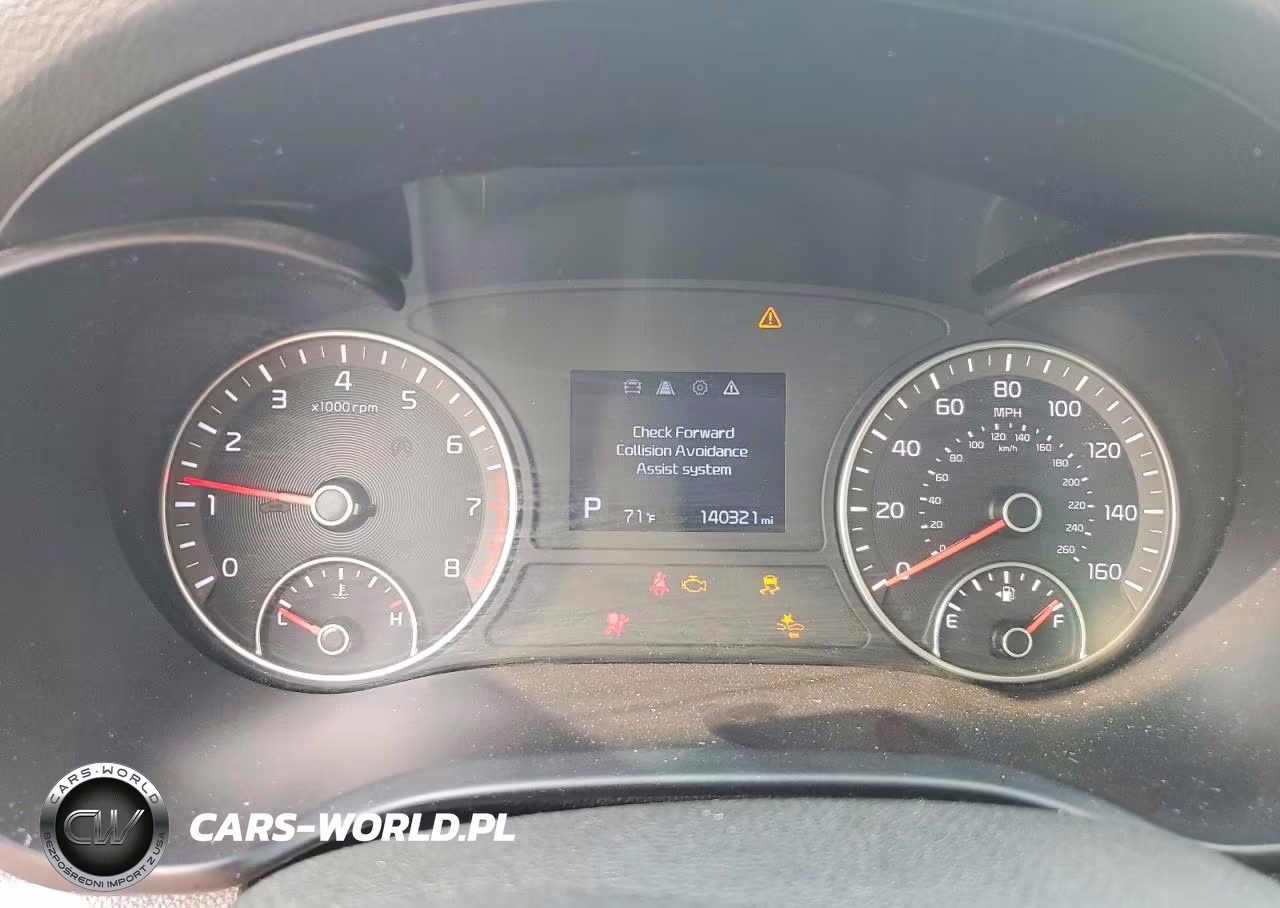 2019 Kia Optima Lx VIN:5XXGT4L30KG355108 - 9