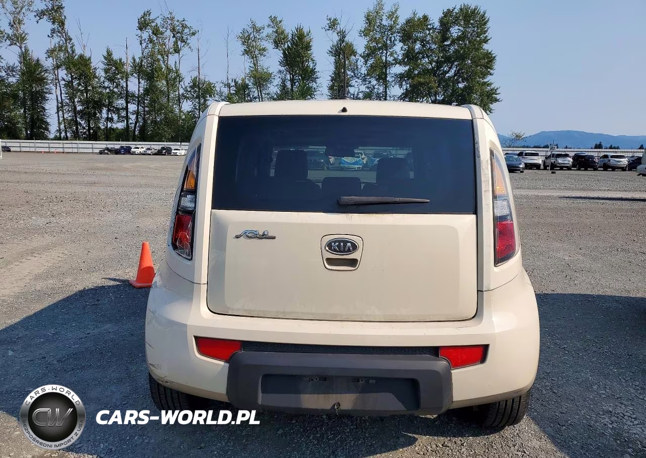 2010 Kia Soul + VIN:KNDJT2A21A7030897 - 6
