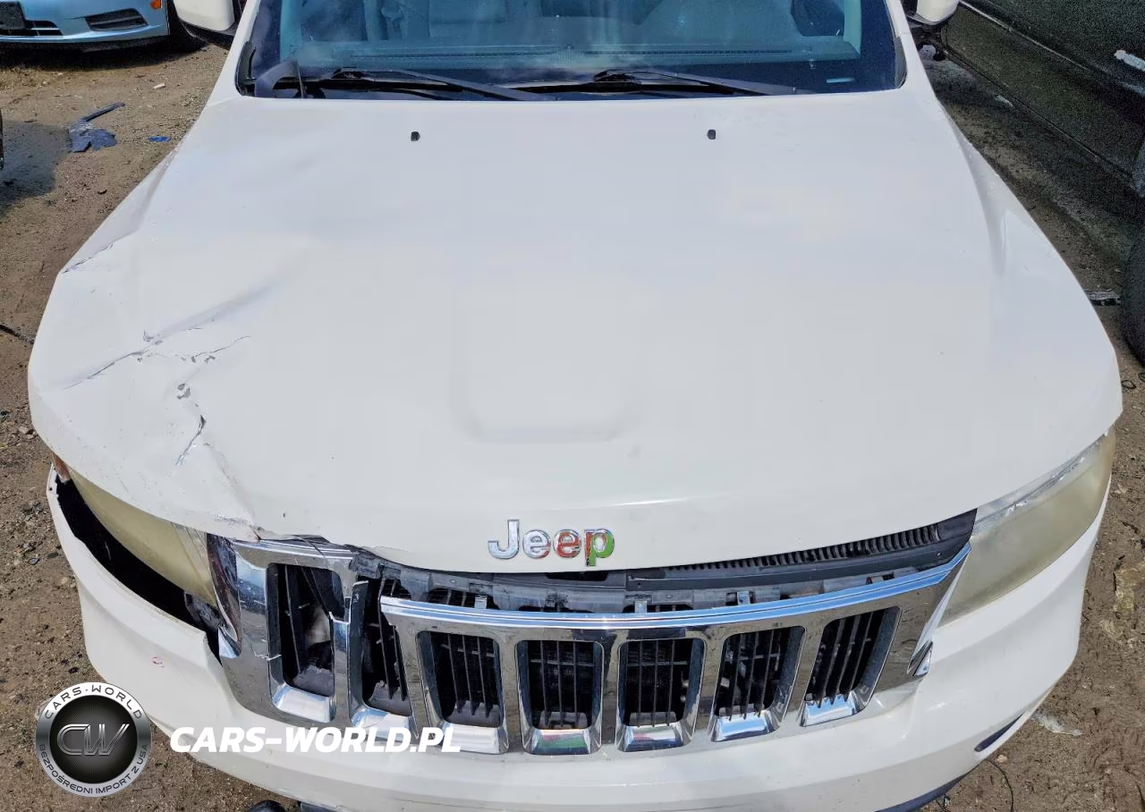 2012 Jeep Grand Cherokee Laredo VIN:1C4RJFAG5CC189993 - 12