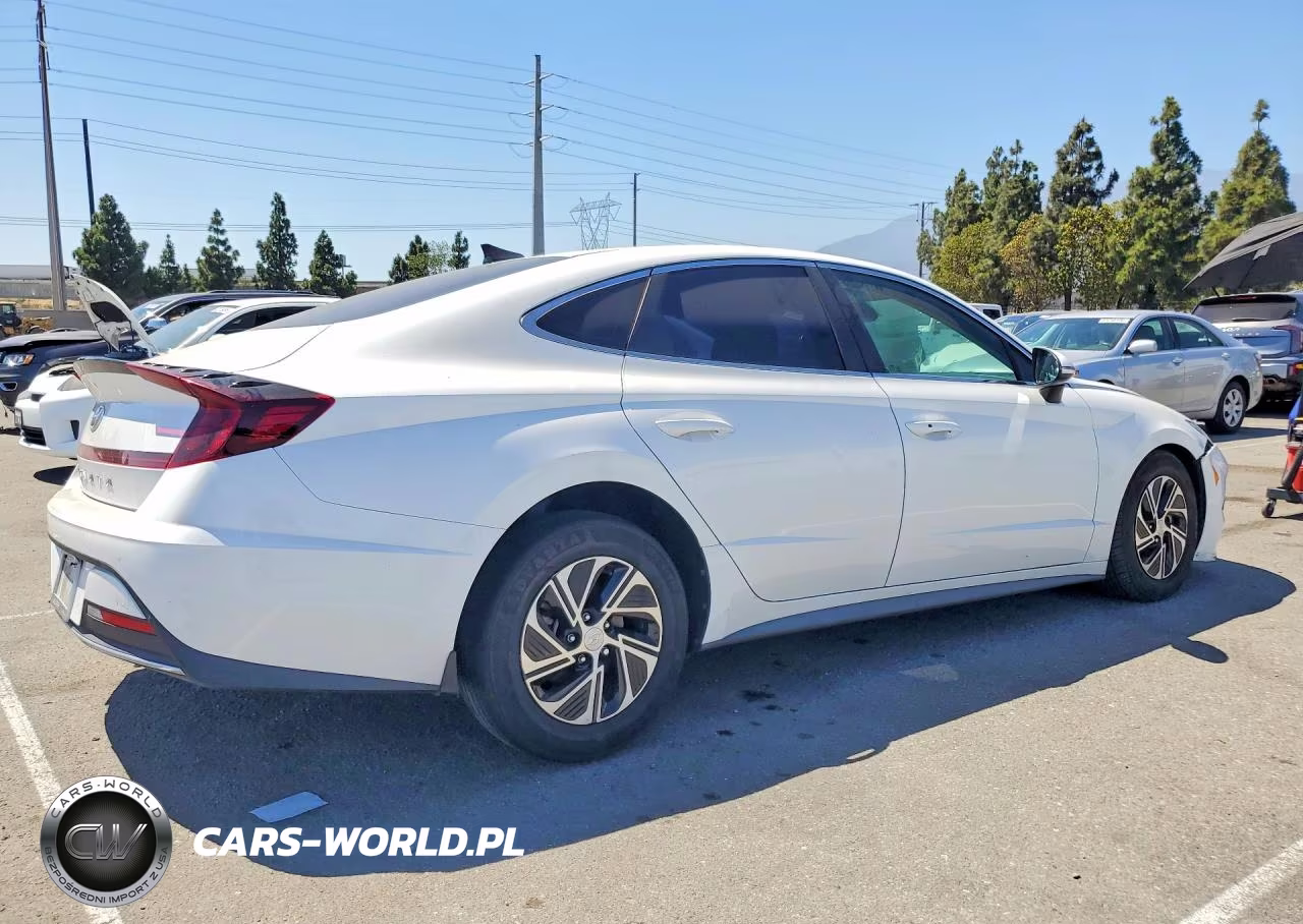 2021 Hyundai Sonata Hybrid Blue VIN:KMHL24JJXMA026798 - 3