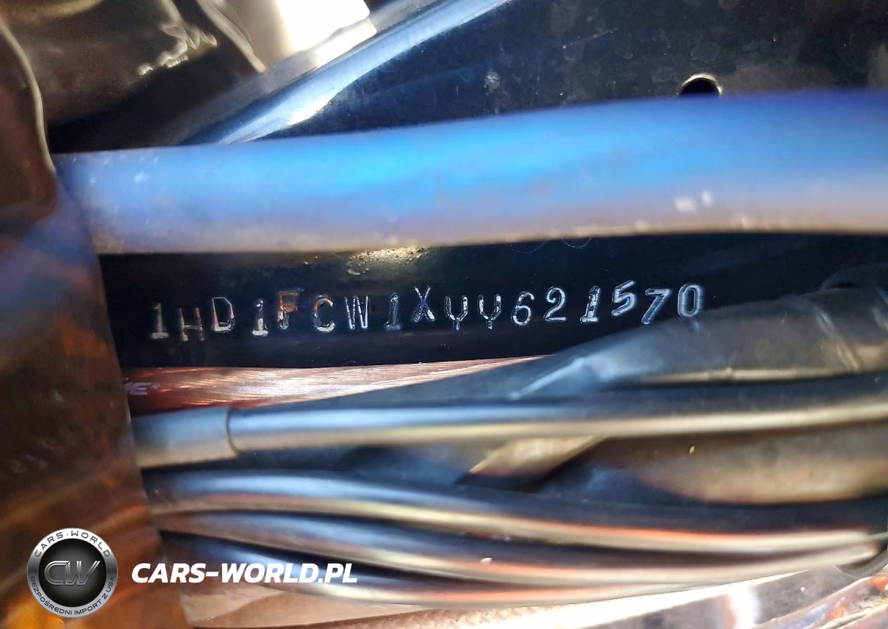 2000 Harley-Davidson Flhtcui VIN:1HD1FCW1XYY621570 - 9