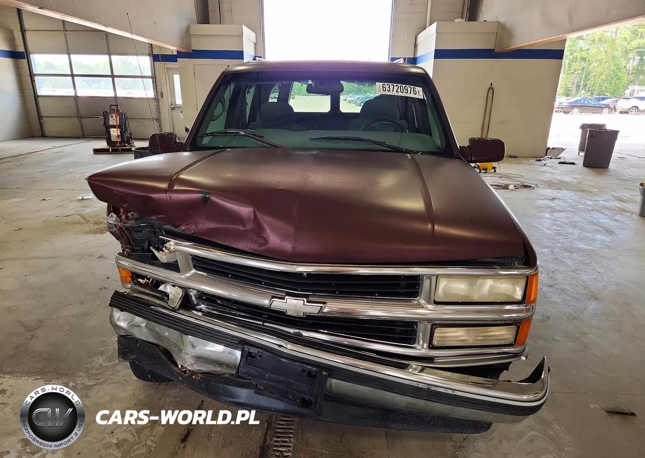 1999 Chevrolet Suburban C1500 VIN:1GNEC16R9XJ431912 - 5