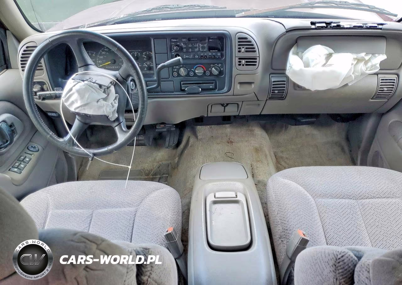 1999 Chevrolet Suburban C1500 VIN:1GNEC16R9XJ431912 - 8