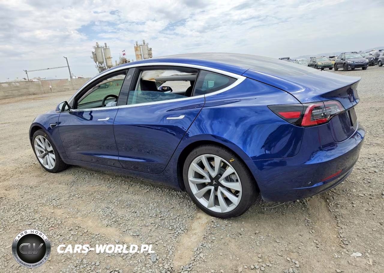 2020 Tesla Model 3 VIN:5YJ3E1EC3LF627370 - 2