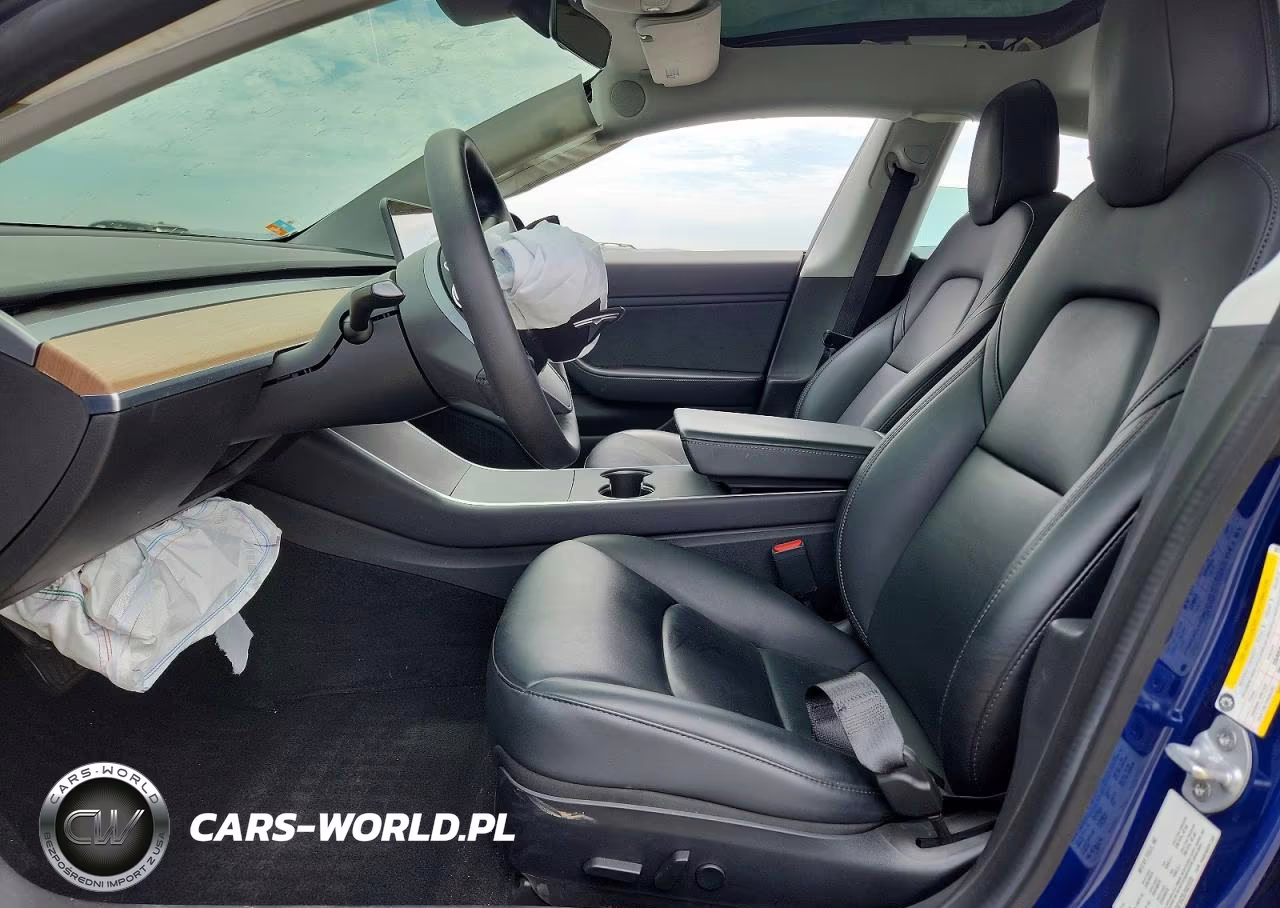 2020 Tesla Model 3 VIN:5YJ3E1EC3LF627370 - 7
