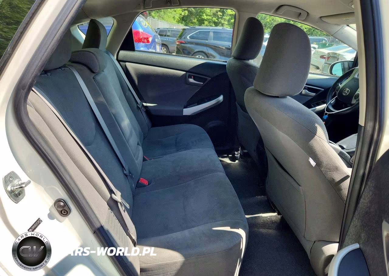 2012 Toyota Prius Two VIN:JTDKN3DU3C5381228 - 10