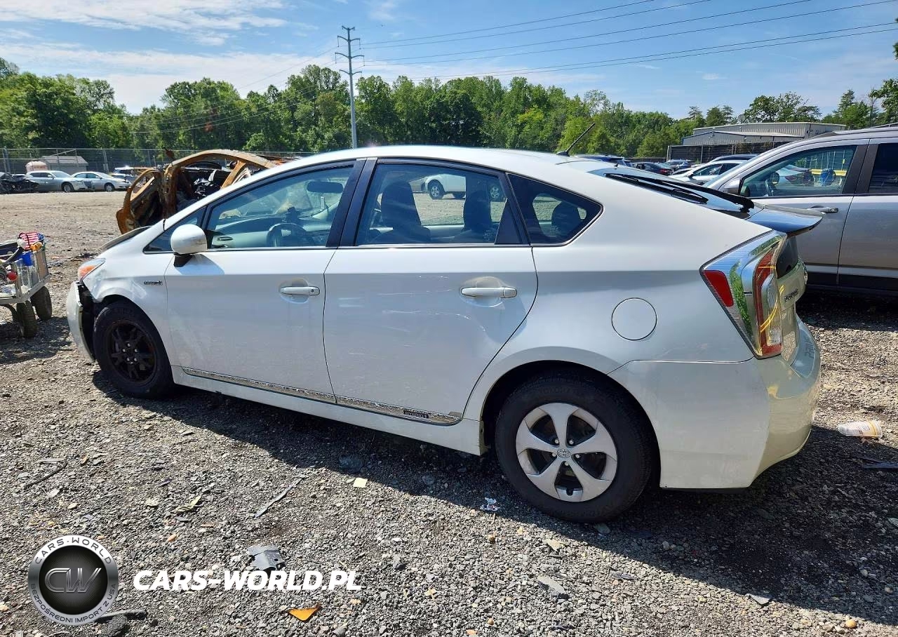 2012 Toyota Prius Two VIN:JTDKN3DU3C5381228 - 2