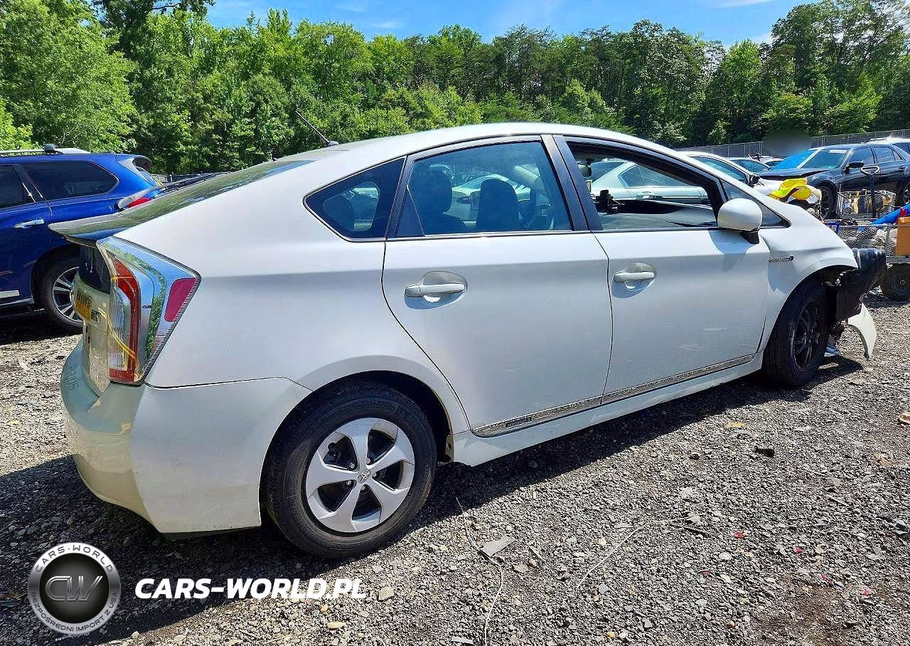 2012 Toyota Prius Two VIN:JTDKN3DU3C5381228 - 3