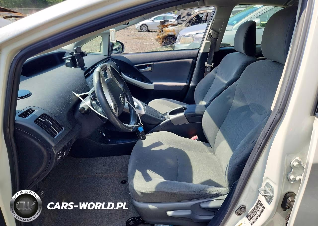 2012 Toyota Prius Two VIN:JTDKN3DU3C5381228 - 7