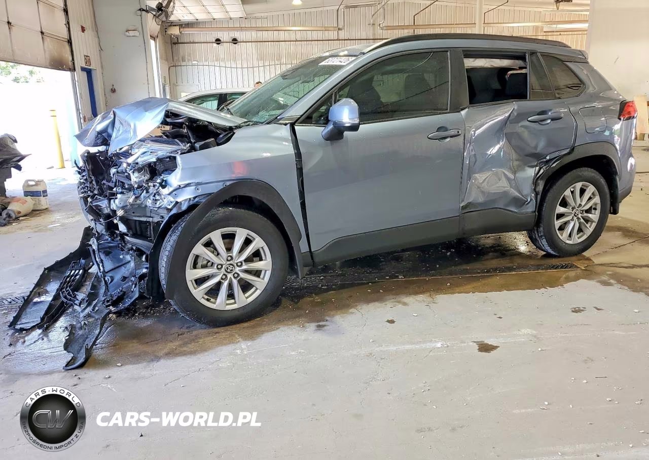 2023 Toyota Corolla Cross Le