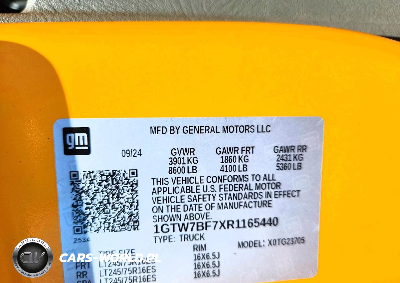 2024 GMC Savana G2500 VIN:1GTW7BF7XR1165440 - 13