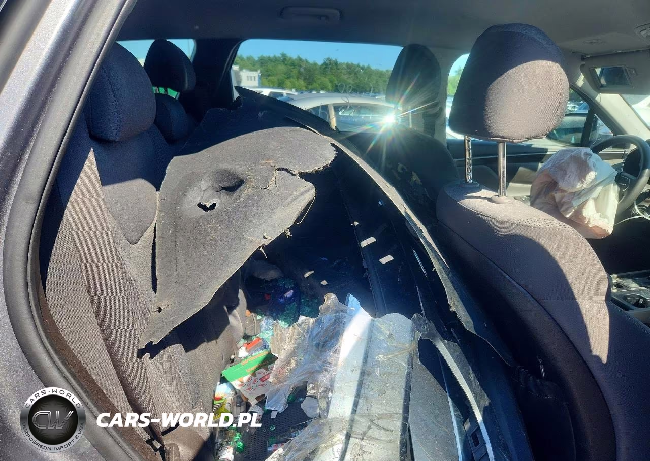 2019 Hyundai Santa Fe Se VIN:5NMS2CAD9KH057015 - 11
