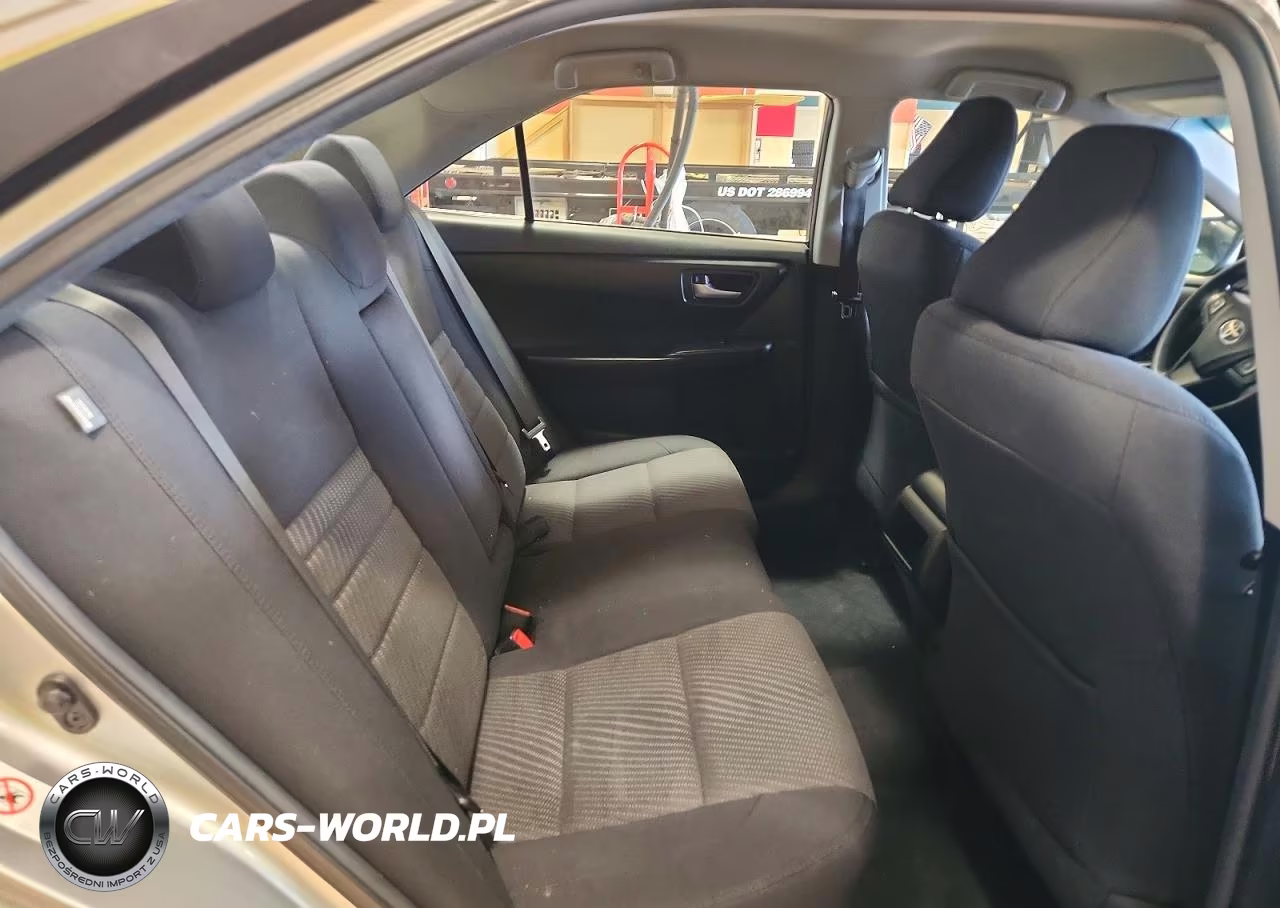 2015 Toyota Camry Le VIN:4T1BF1FK5FU027780 - 10