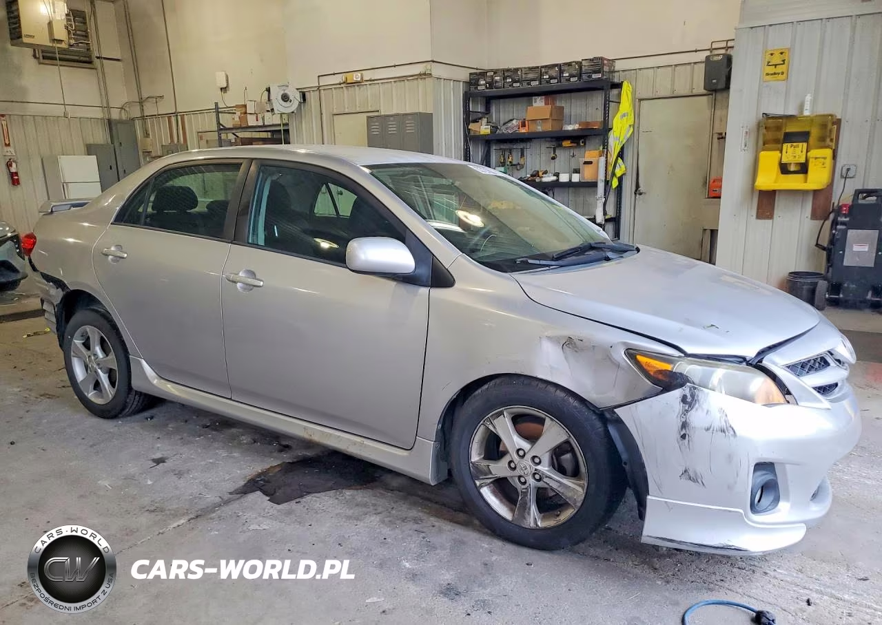 2011 Toyota Corolla S VIN:2T1BU4EE8BC685737 - 4