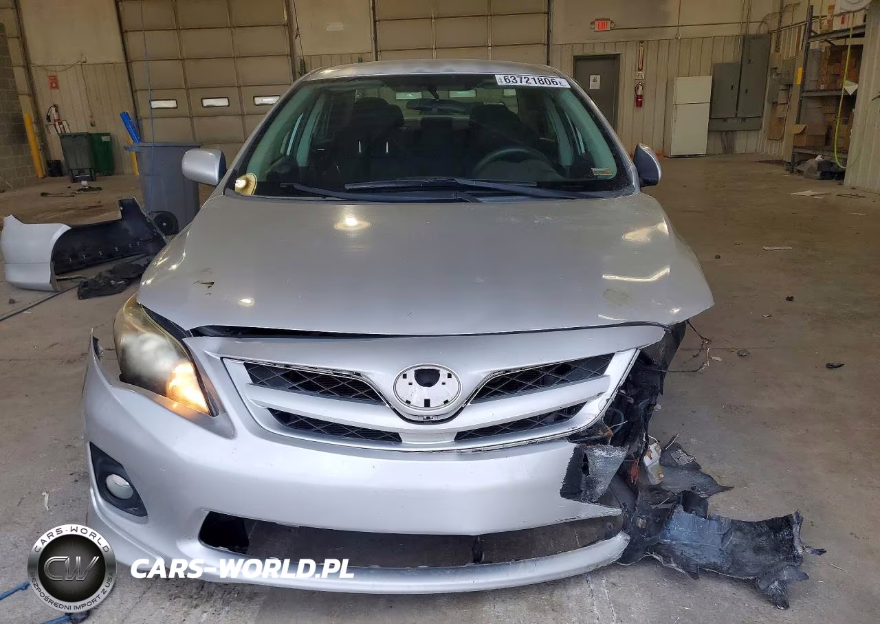 2011 Toyota Corolla S VIN:2T1BU4EE8BC685737 - 5