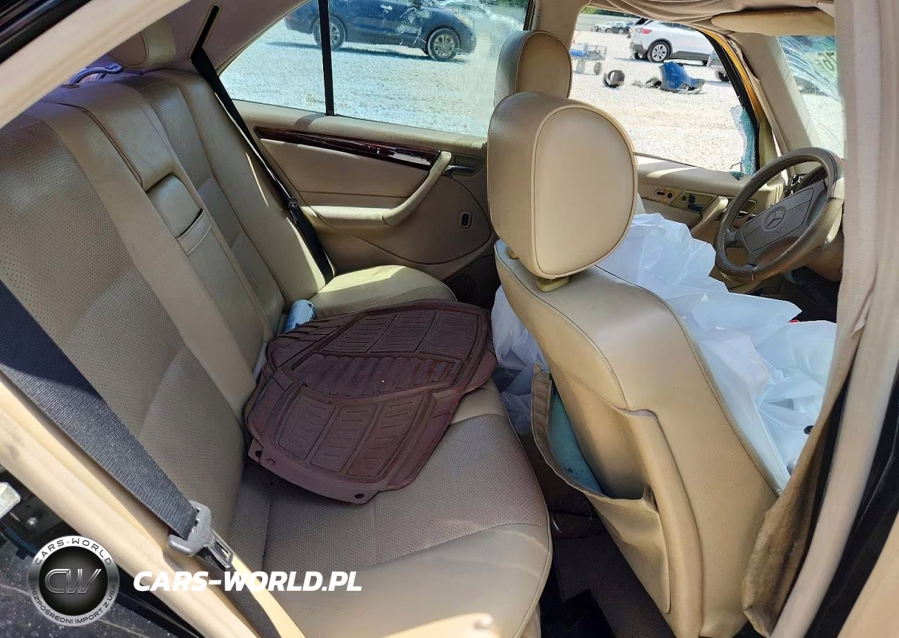 1999 Mercedes-Benz C 230 VIN:WDBHA24G9XA728910 - 10