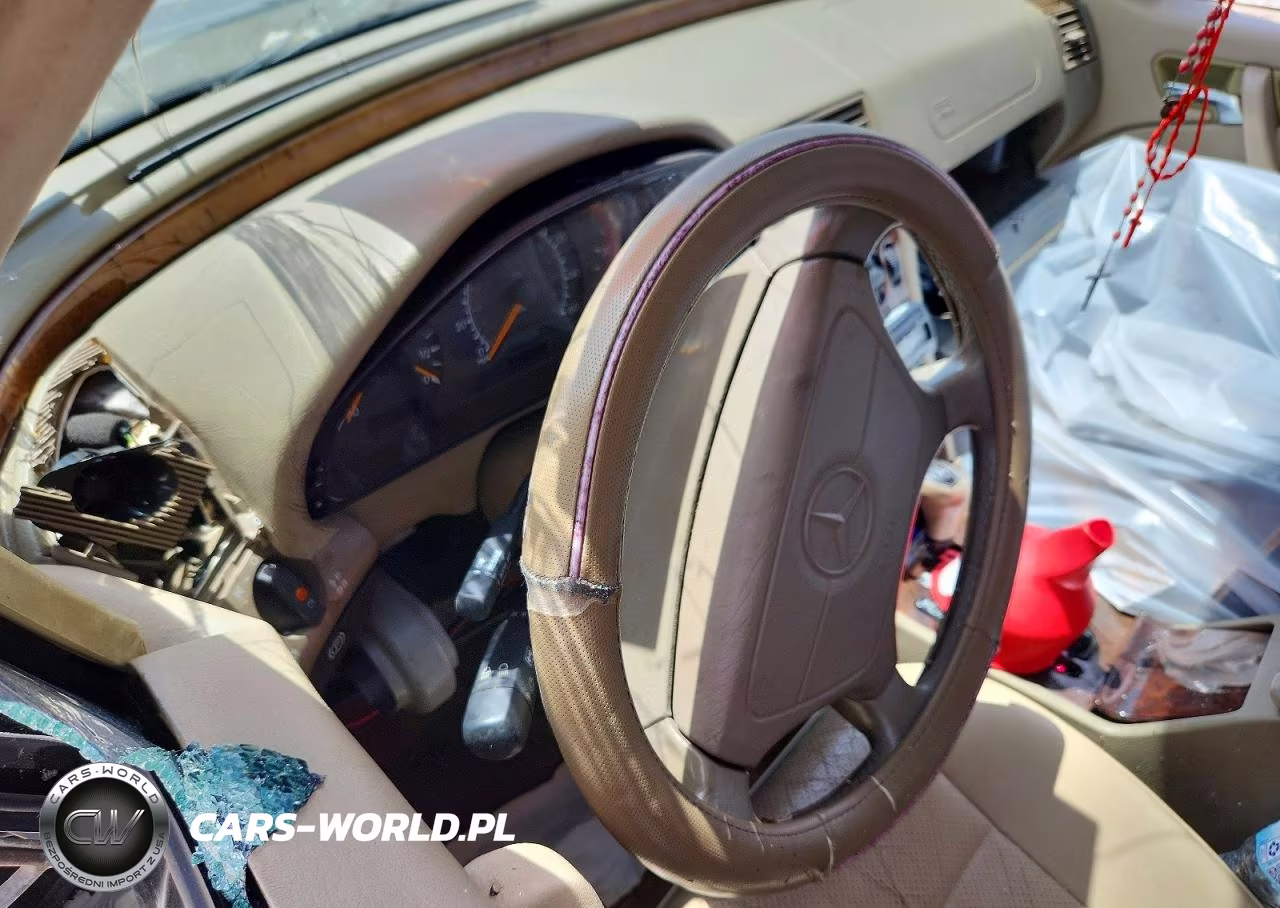 1999 Mercedes-Benz C 230 VIN:WDBHA24G9XA728910 - 9