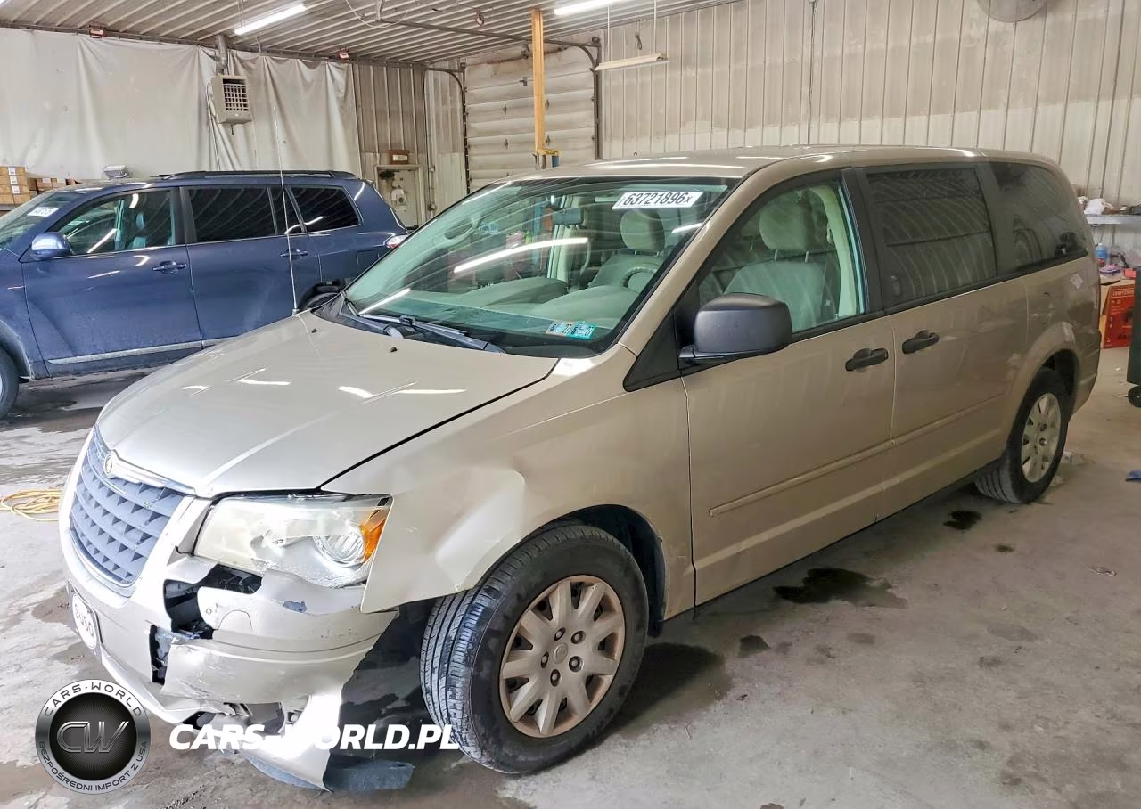 2008 Chrysler Town & Country Lx
