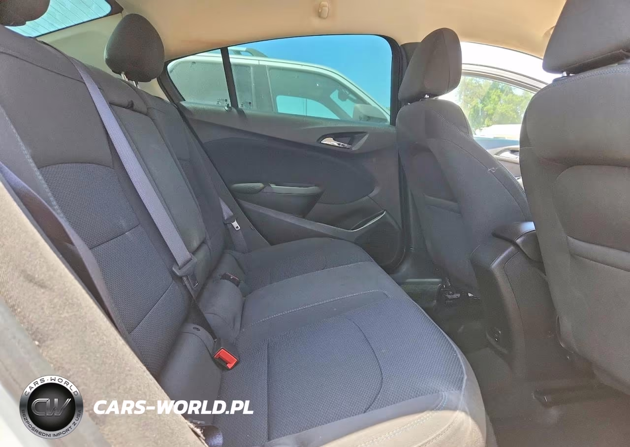 2017 Chevrolet Cruze Lt VIN:3G1BE5SM6HS507716 - 10