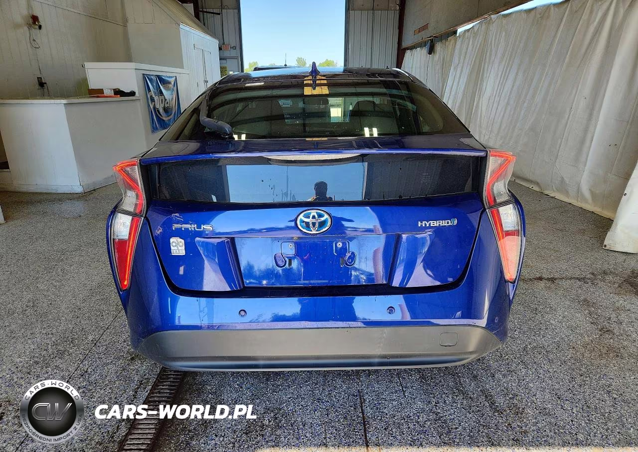 2017 Toyota Prius Two VIN:JTDKBRFU8H3048017 - 6