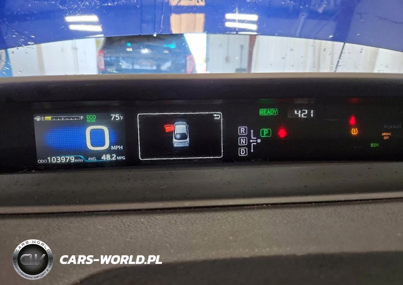 2017 Toyota Prius Two VIN:JTDKBRFU8H3048017 - 9