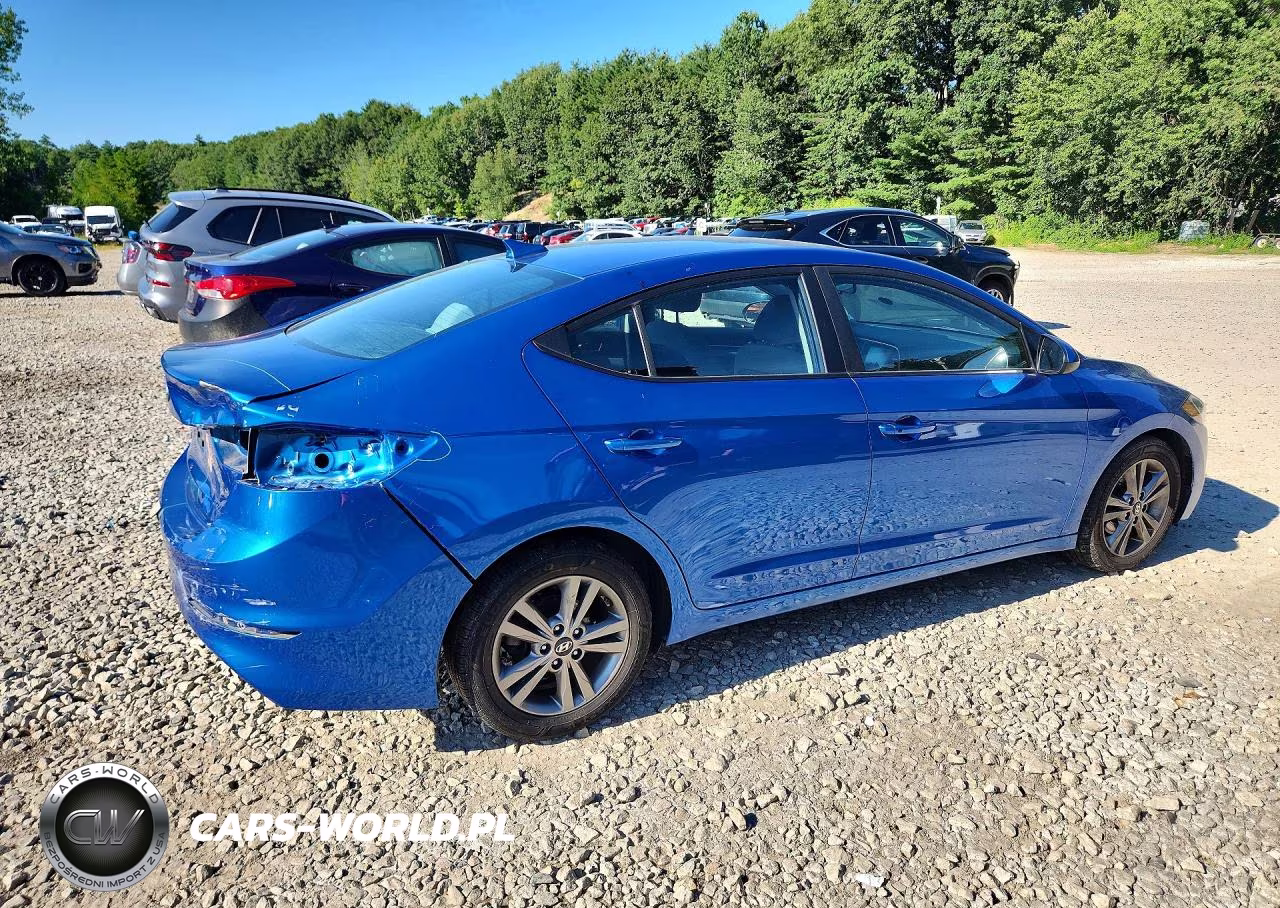 2018 Hyundai Elantra Sel VIN:5NPD84LF1JH391102 - 3