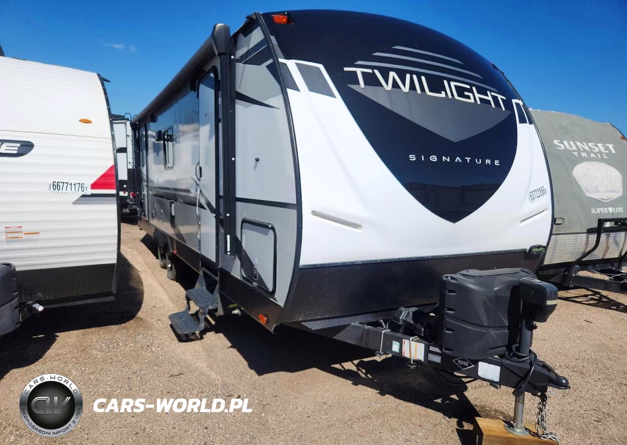 2021 Twilight Signature Camper – zdjęcie 1 z 10