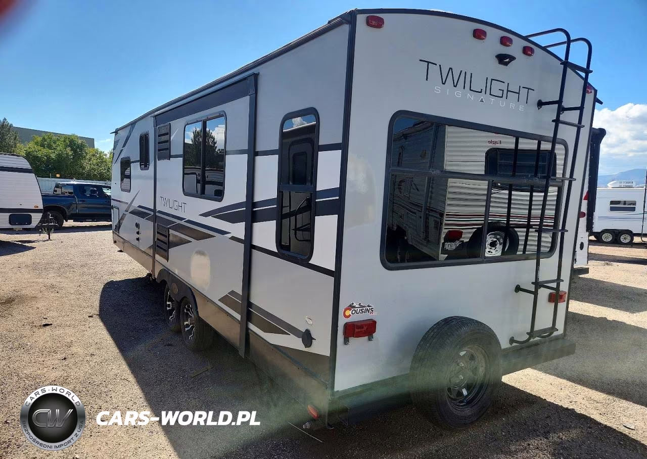 2021 Twilight Signature Camper VIN:5RXPB3025M1448971 - 3