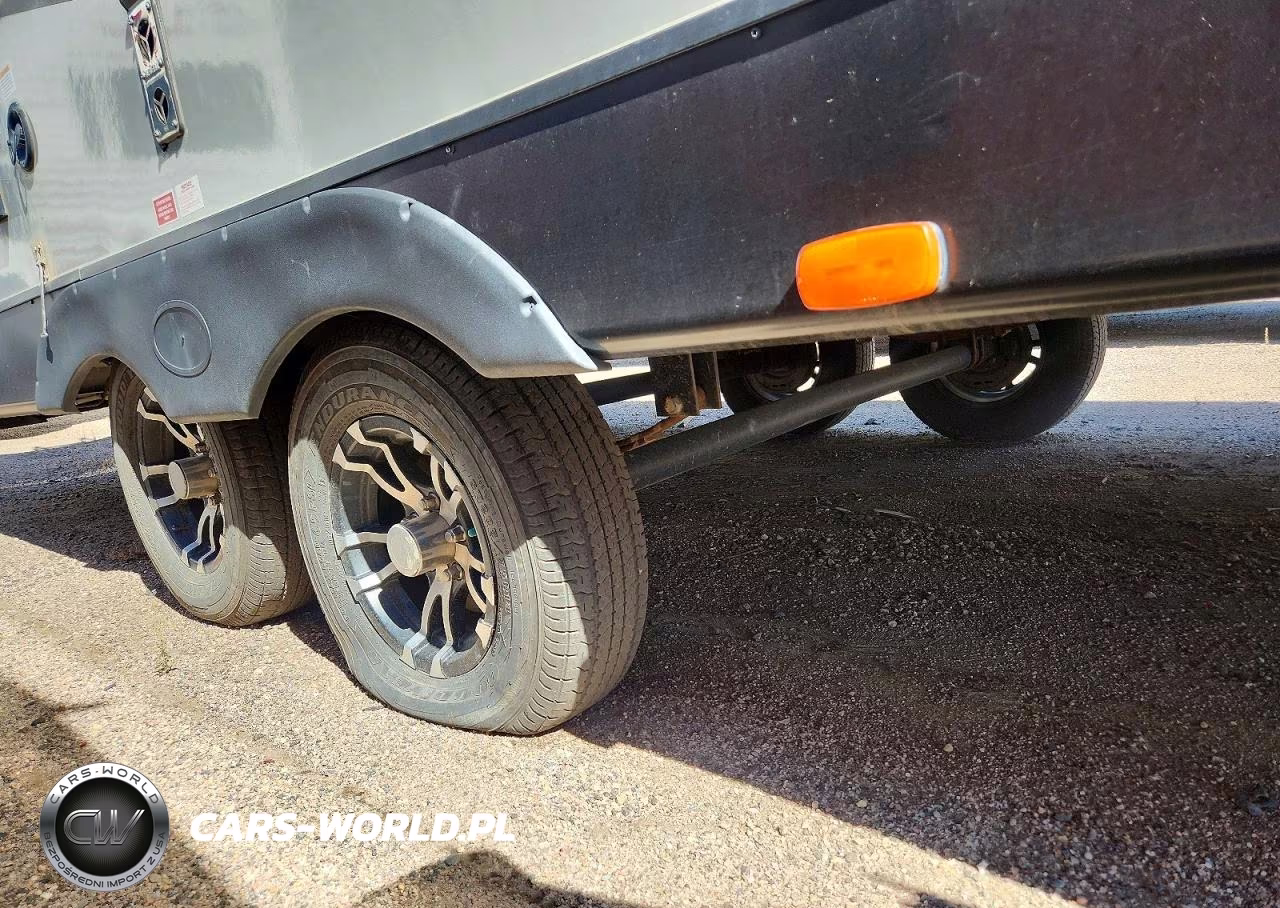 2021 Twilight Signature Camper VIN:5RXPB3025M1448971 - 9
