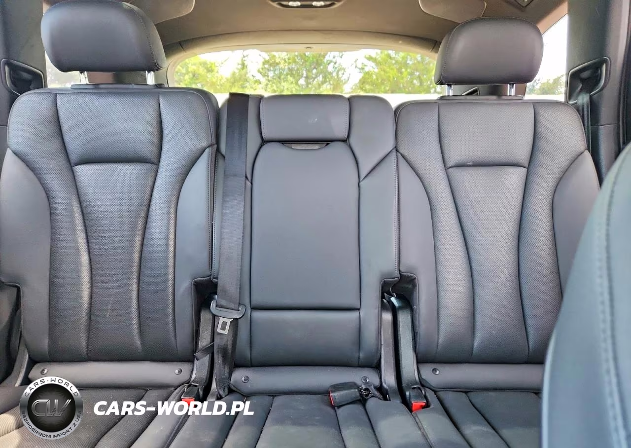 2020 Audi Q7 Prestige VIN:WA1VXAF78LD012884 - 10