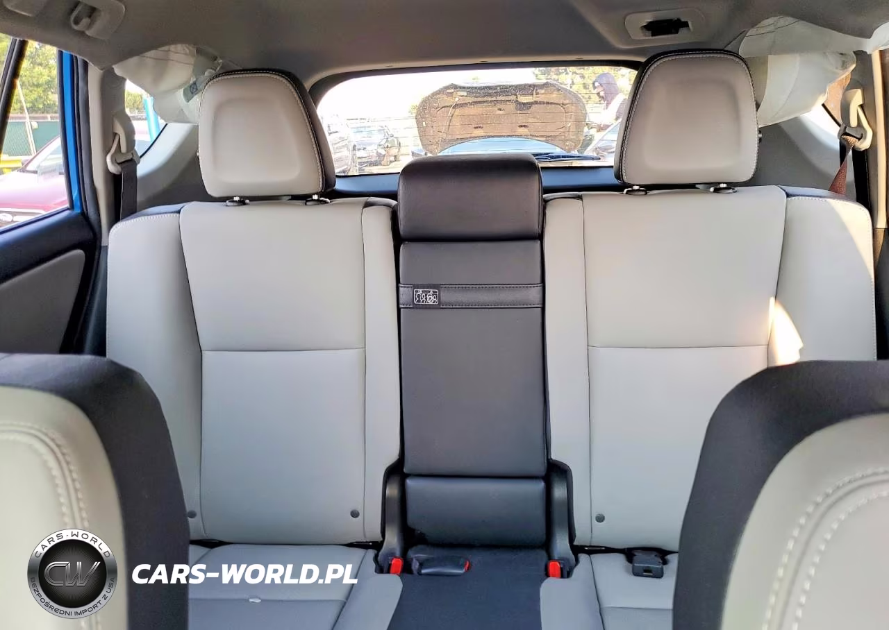 2018 Toyota Rav4 Hv Limited VIN:JTMDJREV9JD187840 - 10