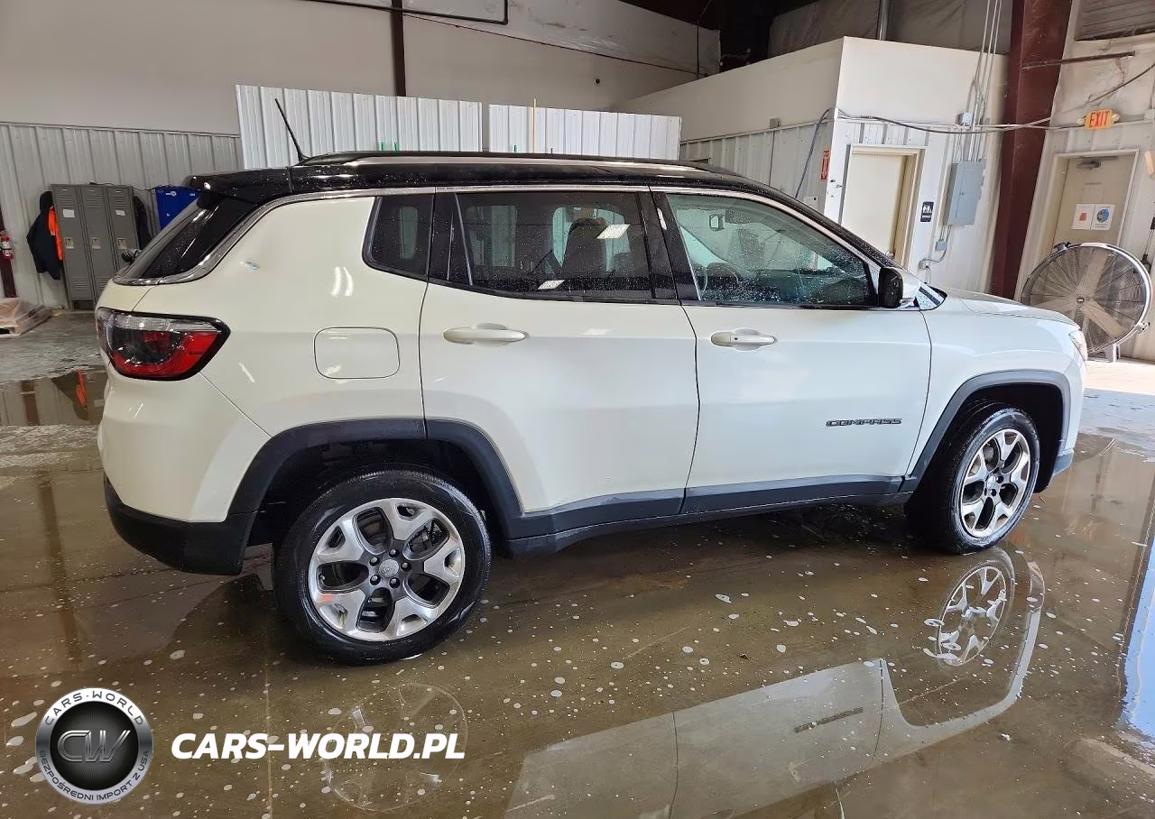2018 Jeep Compass Limited VIN:3C4NJDCB9JT280822 - 3