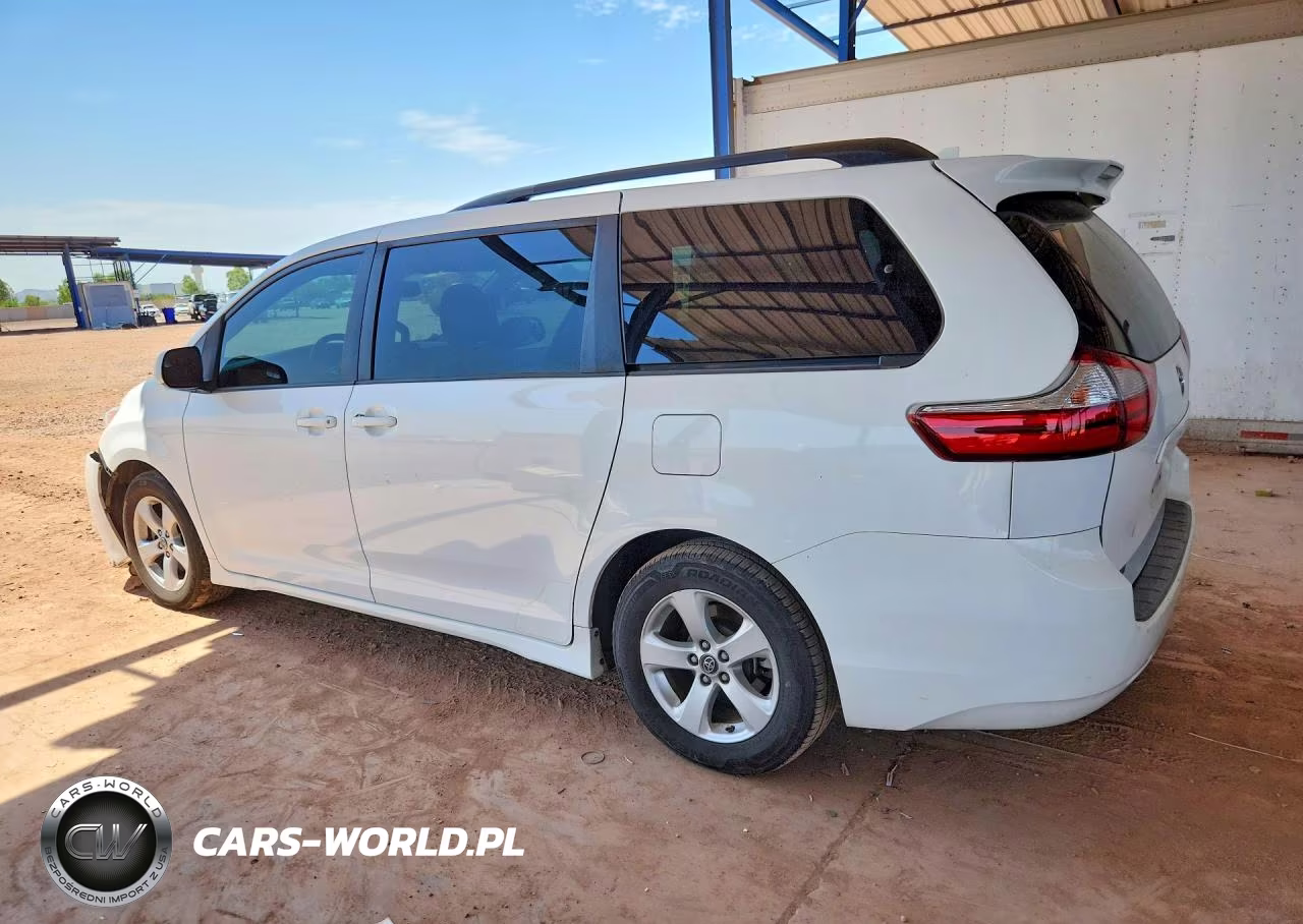 2019 Toyota Sienna Le VIN:5TDKZ3DC3KS981655 - 2