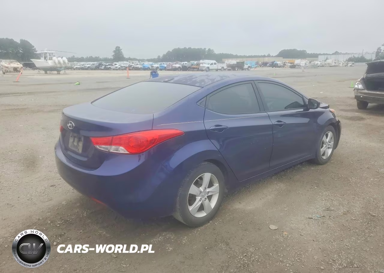 2013 Hyundai Elantra Gls VIN:5NPDH4AE1DH209770 - 3
