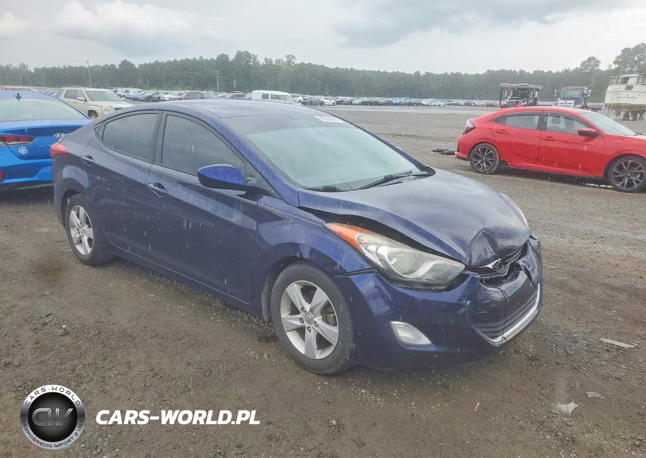 2013 Hyundai Elantra Gls VIN:5NPDH4AE1DH209770 - 4