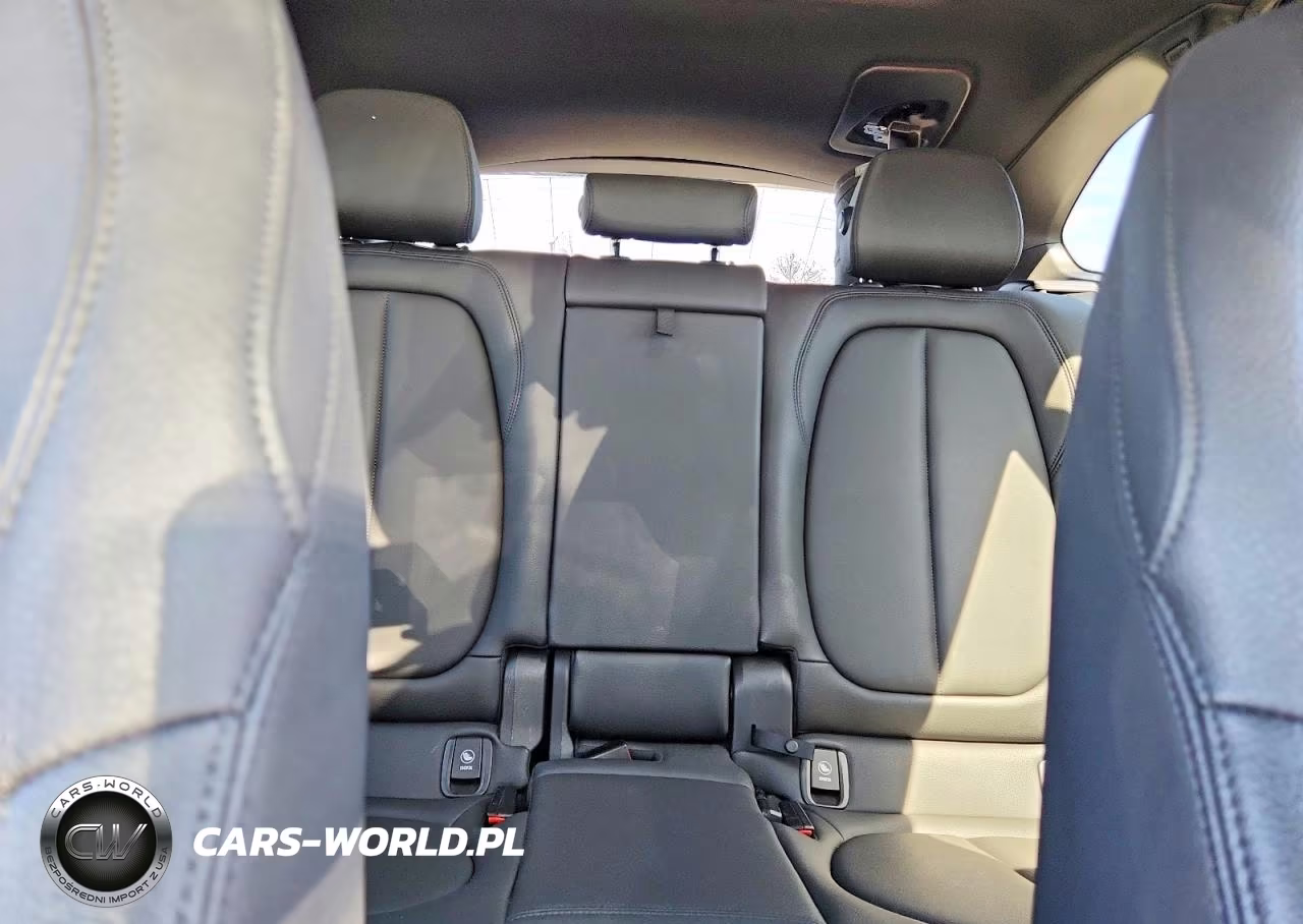 2020 BMW X1 xDrive28I VIN:WBXJG9C04L5P86217 - 10