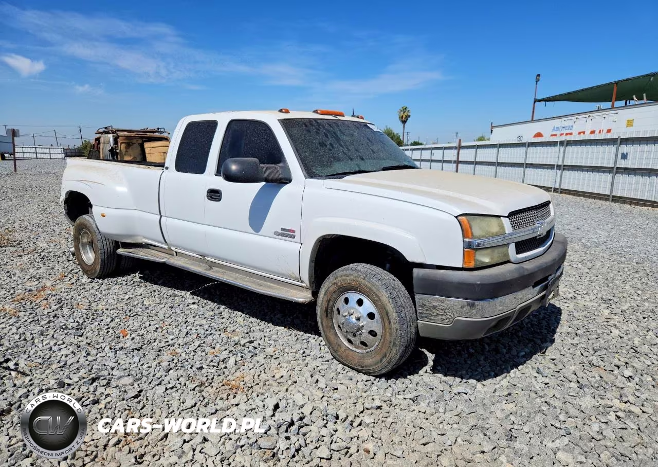 2003 Chevrolet Silverado K3500 VIN:1GCJK39173E169340 - 4