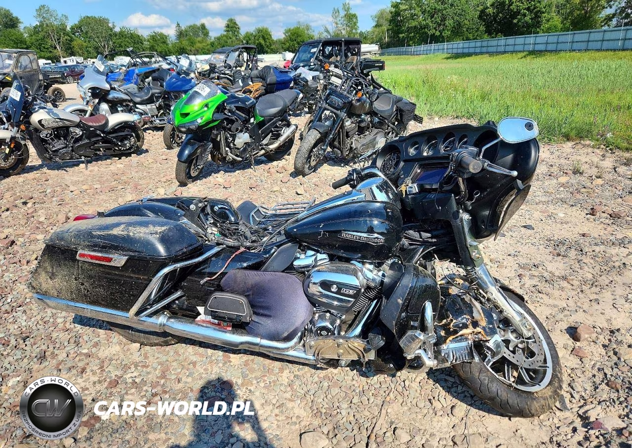 2019 Harley-Davidson Flhtcu – zdjęcie 1 z 10