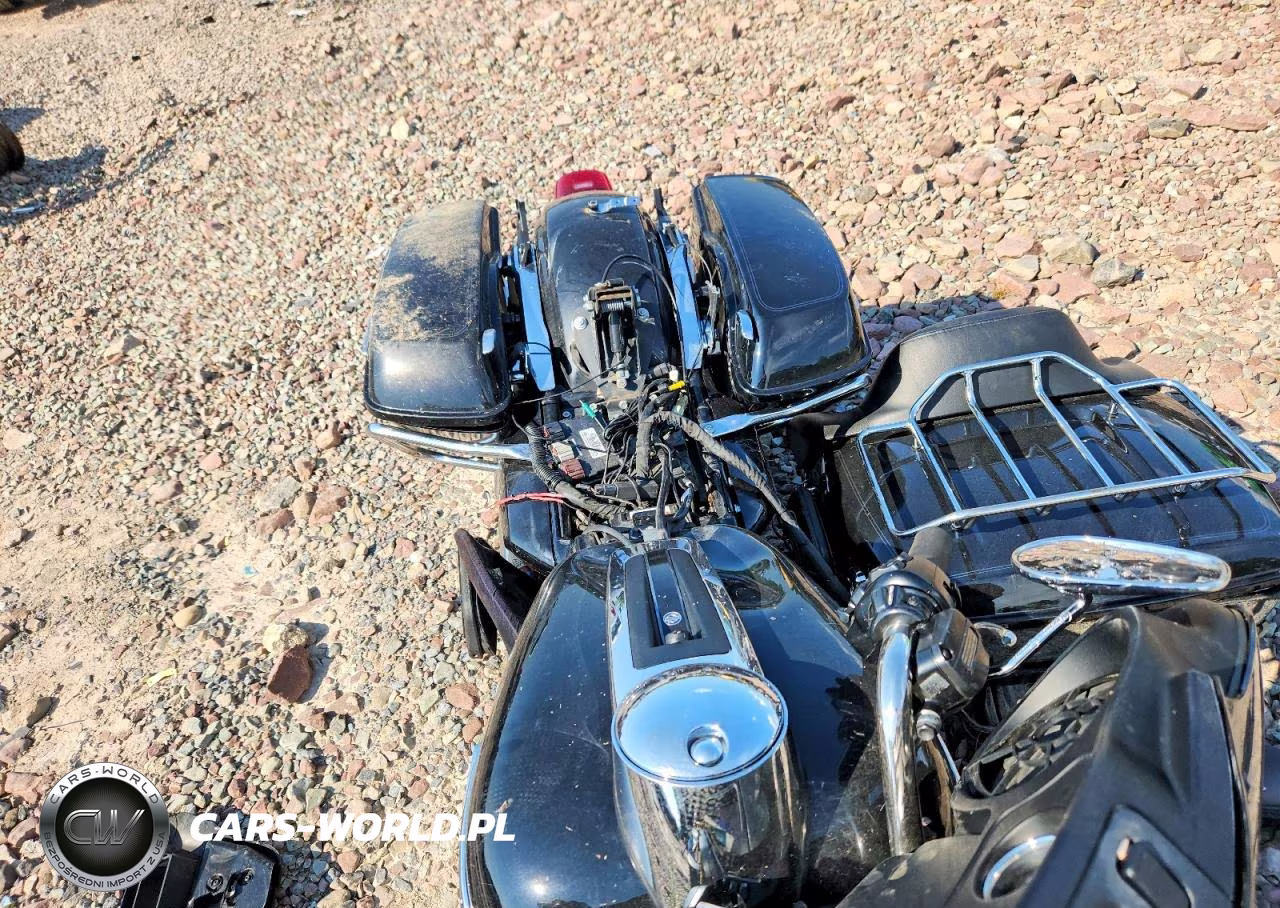 2019 Harley-Davidson Flhtcu VIN:1HD1FCC1XKB628856 - 5