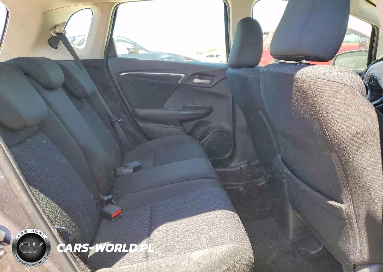 2018 Honda Fit Lx VIN:3HGGK5G4XJM719951 - 10