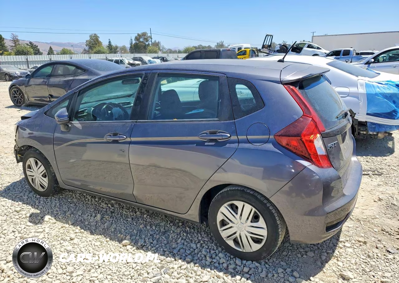 2018 Honda Fit Lx VIN:3HGGK5G4XJM719951 - 2