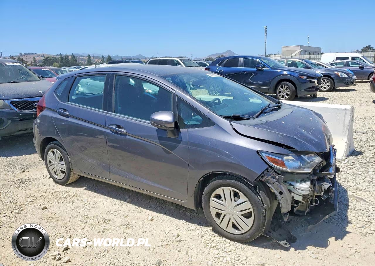 2018 Honda Fit Lx VIN:3HGGK5G4XJM719951 - 4