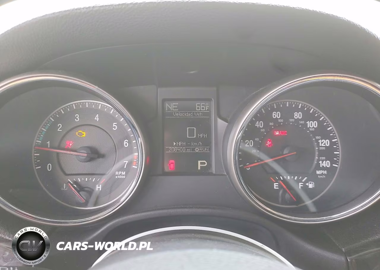 2011 Jeep Grand Cherokee Laredo VIN:1J4RR4GG8BC640315 - 9