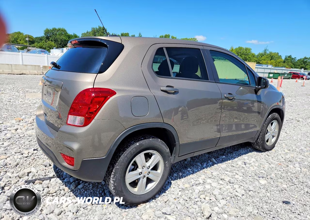 2021 Chevrolet Trax Ls VIN:KL7CJNSB9MB349459 - 3