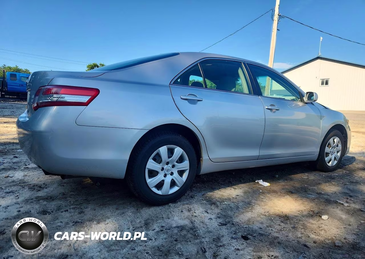 2011 Toyota Camry Le VIN:4T4BF3EKXBR100543 - 3