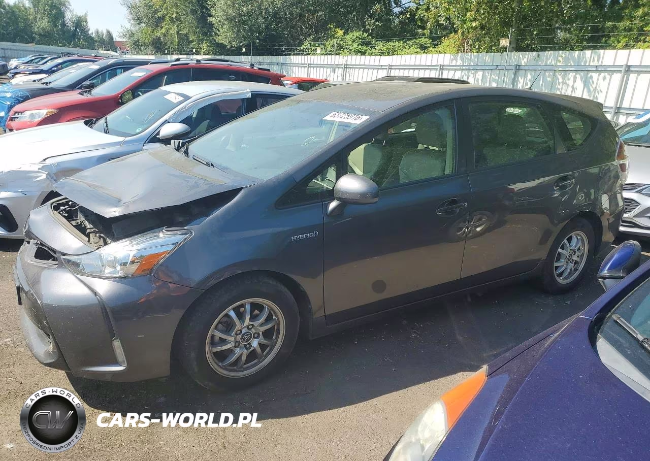2016 Toyota Prius V Four